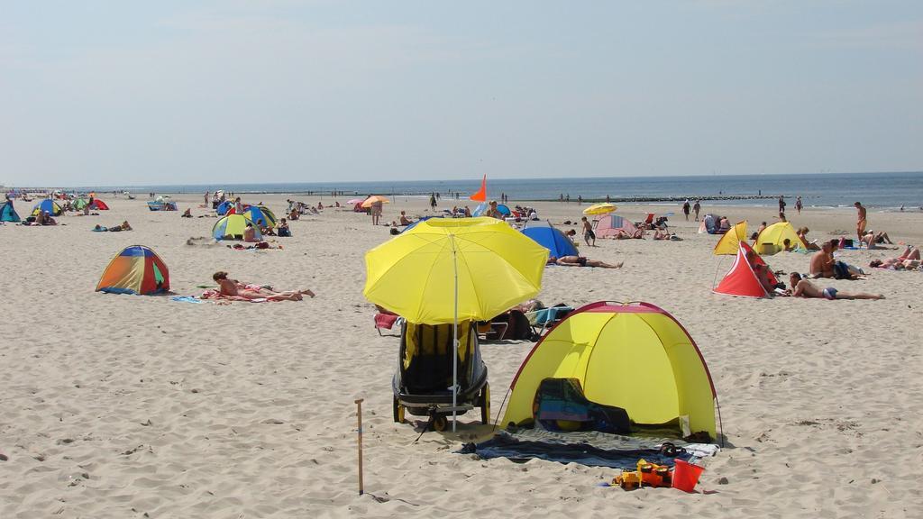 Strand49 Glamping Sint Maartenszee Sint Maartensvlotbrug 外观 照片